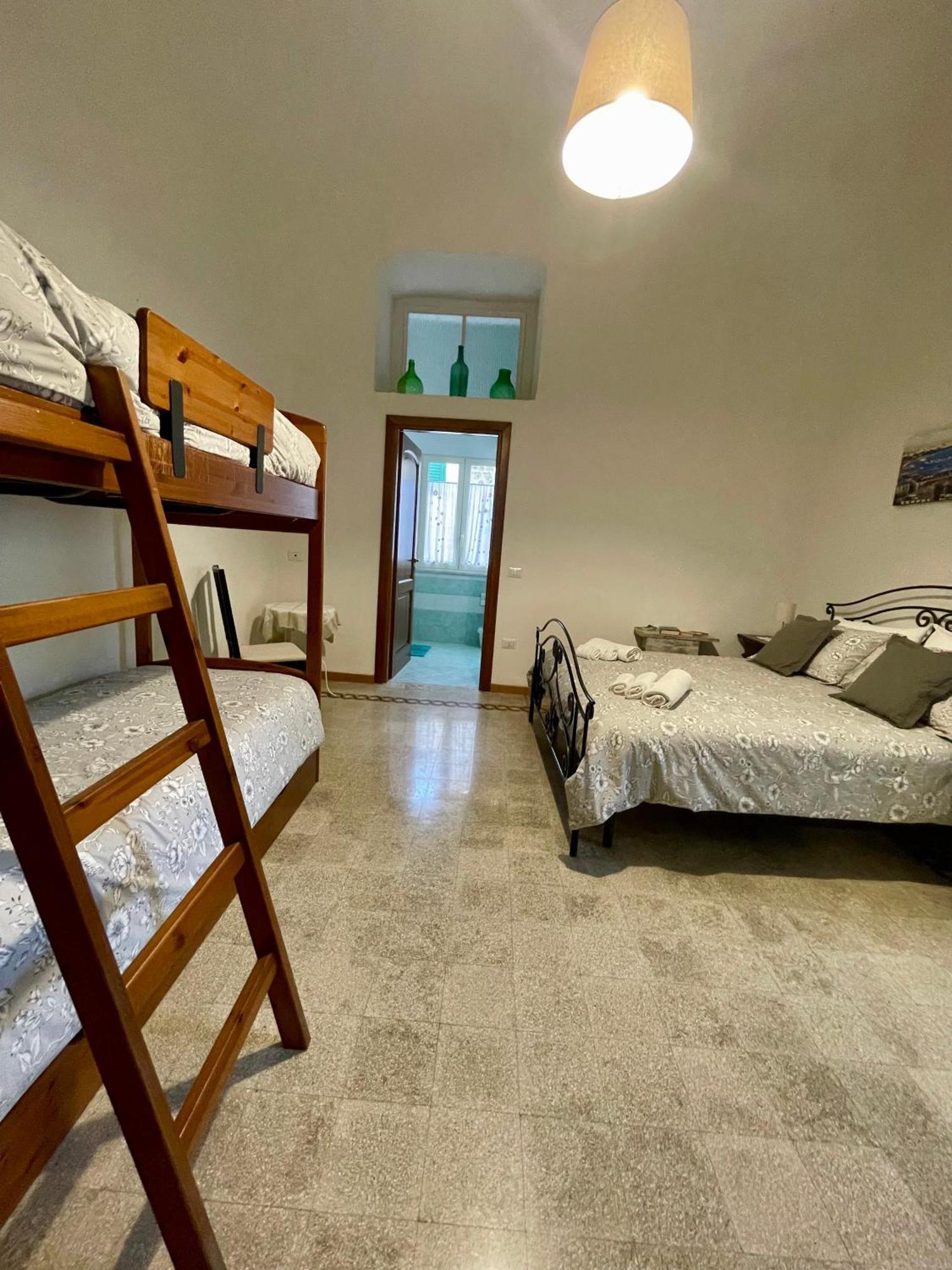 Vila Mena Holiday House Sant'Agnello Exteriér fotografie